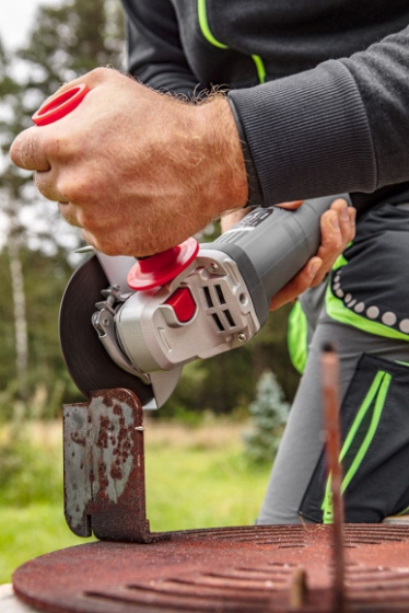 Szlifierka kątowa 1600W tarcza 125x22.2mm 59G188 Graphite