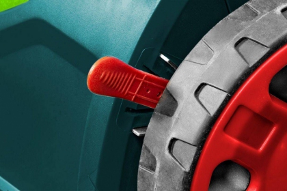 Wertykulator, areator sieciowy 1400W VERTO 52G530 blokada kół