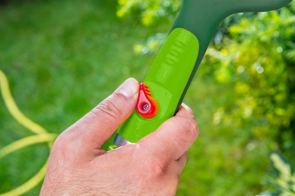 Pistolet zraszający szeroki VERTO 15G705