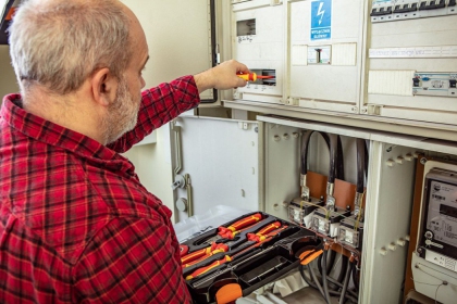 Szczypce i wkrętaki zestaw 7szt. 1000V NEO 01-237 