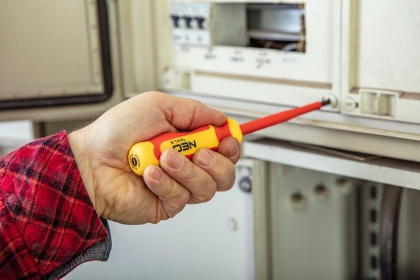 Szczypce i wkrętaki zestaw 7szt. 1000V NEO 01-237 